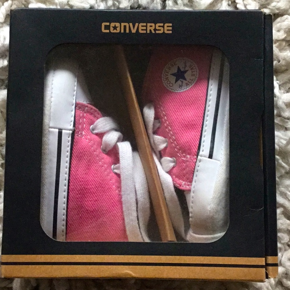 Adorable Pink Converse